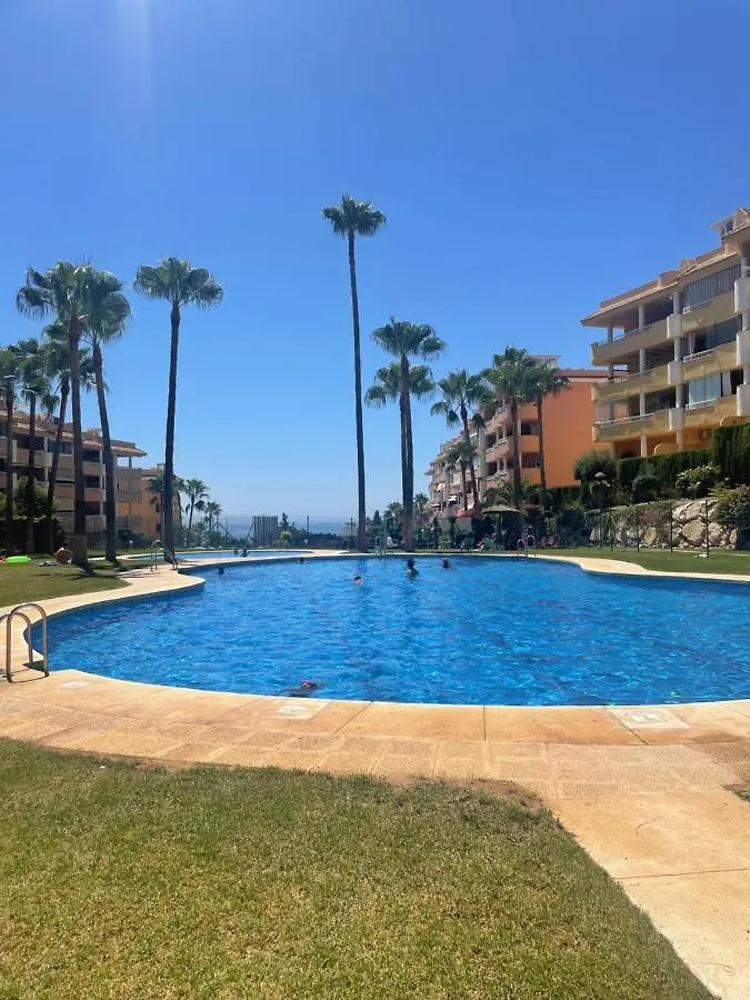 2 Bedrooms With Pool, Terrace And Balcony Fuengirola