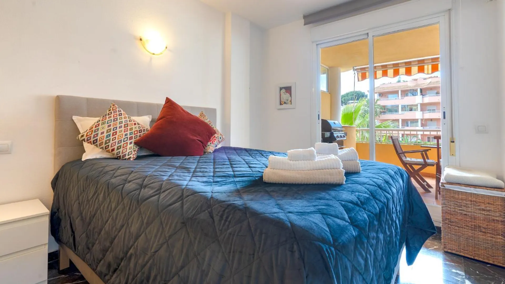 2 Bedrooms With Pool, Terrace And Balcony Fuengirola
