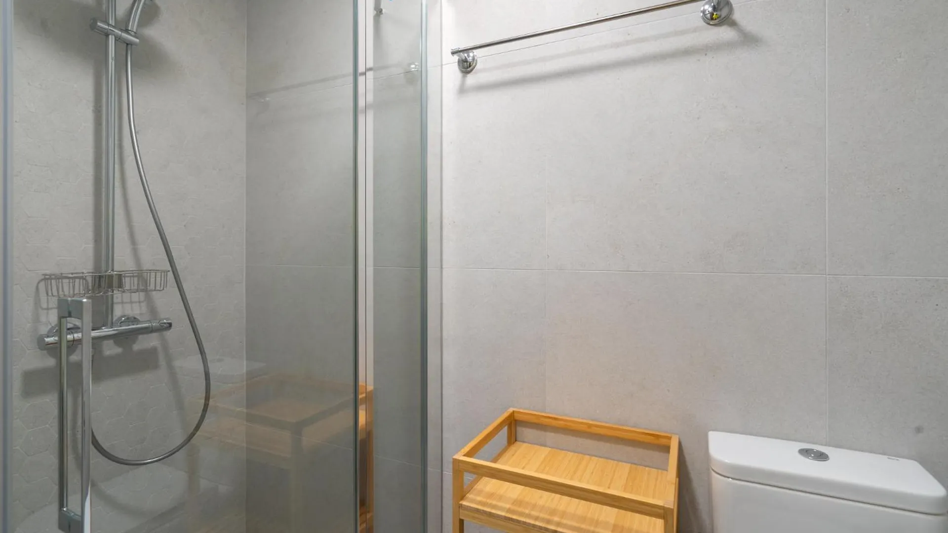 2 Bedrooms With Pool, Terrace And Balcony Fuengirola 0*,
